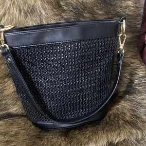 Elegant Black Woven Women's Bag